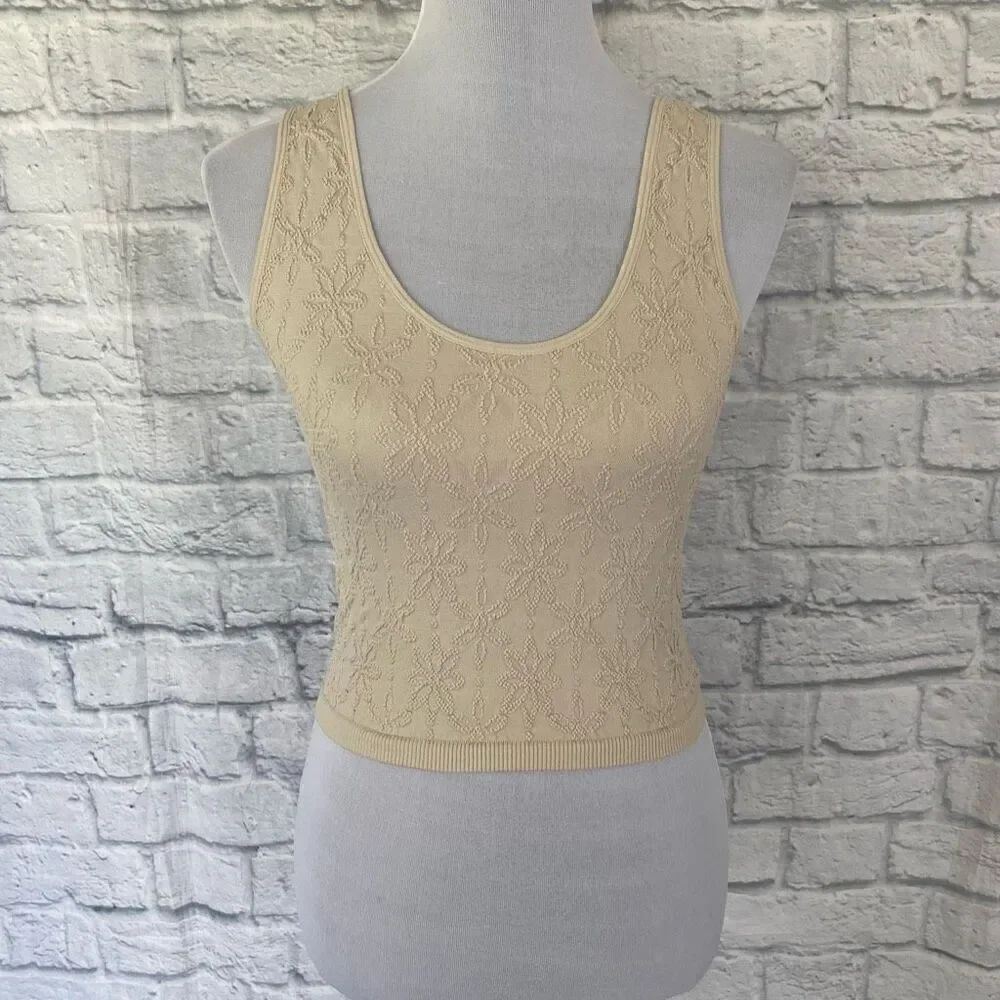 Forever 21 women XS crop tank top w/embroidered floral print beige